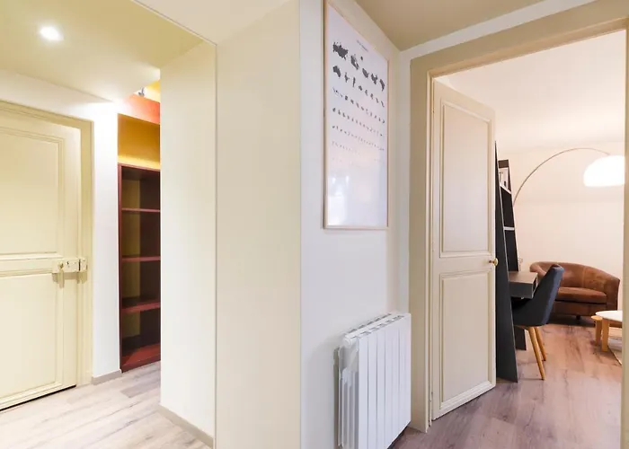 Le Clocher De Saint-epvre